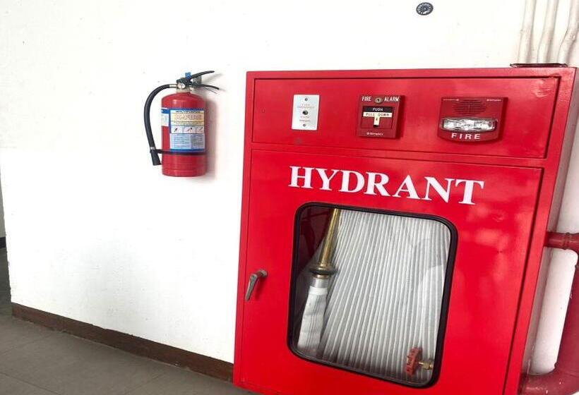 酒店 Oyo 94010 Victoria Square