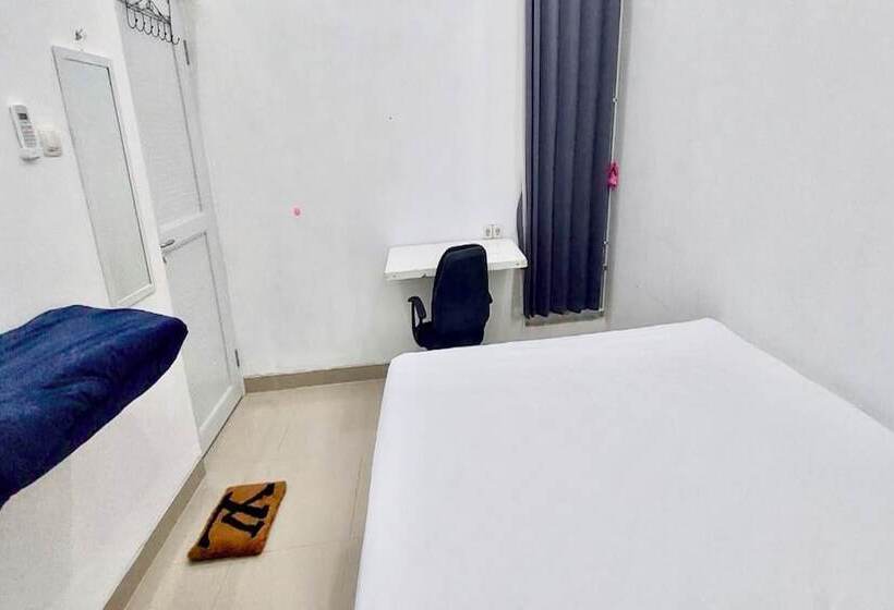 酒店 Oyo 94030 Ar Guest House Syariah