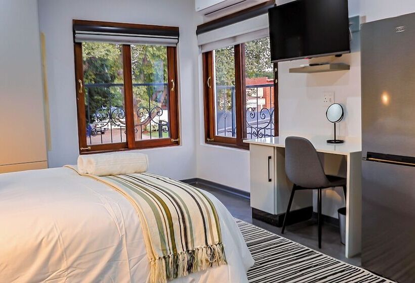 ホテル Siesta Manor Guesthouse