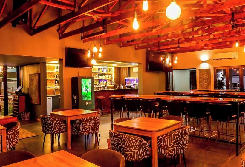 ホテル Siesta Manor Guesthouse