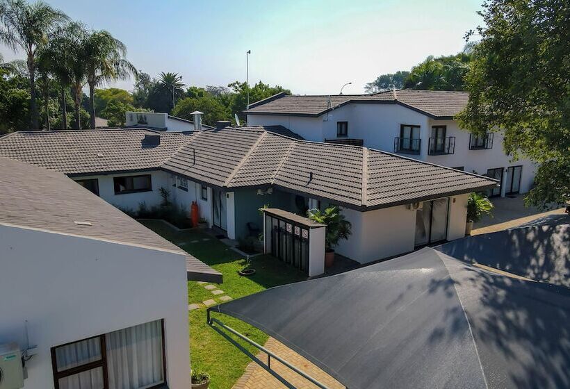 酒店 Siesta Manor Guesthouse