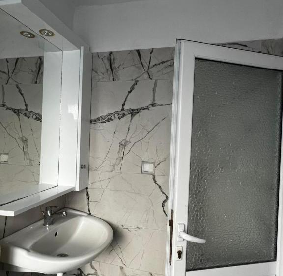 פנסיון Cozy Rooms 5th