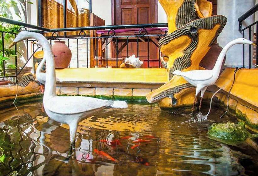 هاستل Mbg Travellers Inn Powered By Cocotel