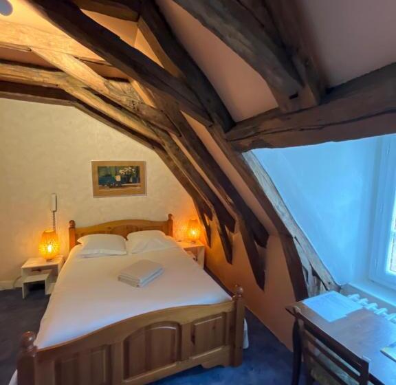 Отель Hôtel Restaurant Le Beffroi