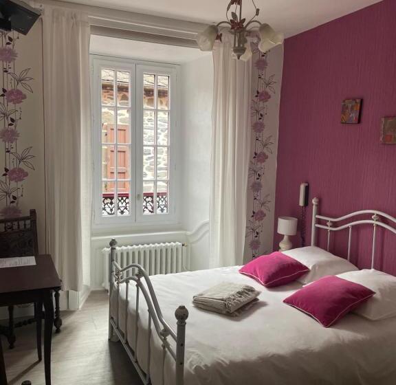 Отель Hôtel Restaurant Le Beffroi