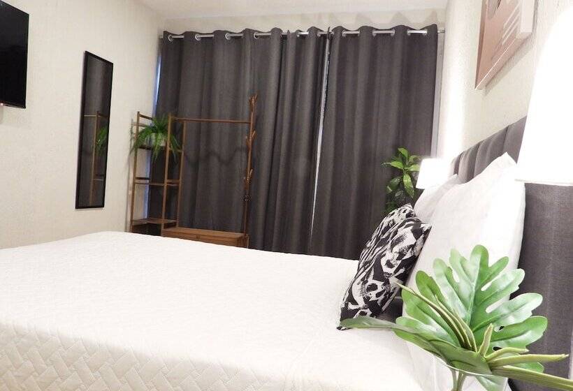 هتل Singular Reforma