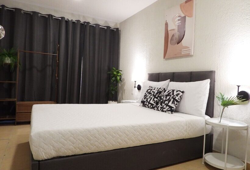 هتل Singular Reforma