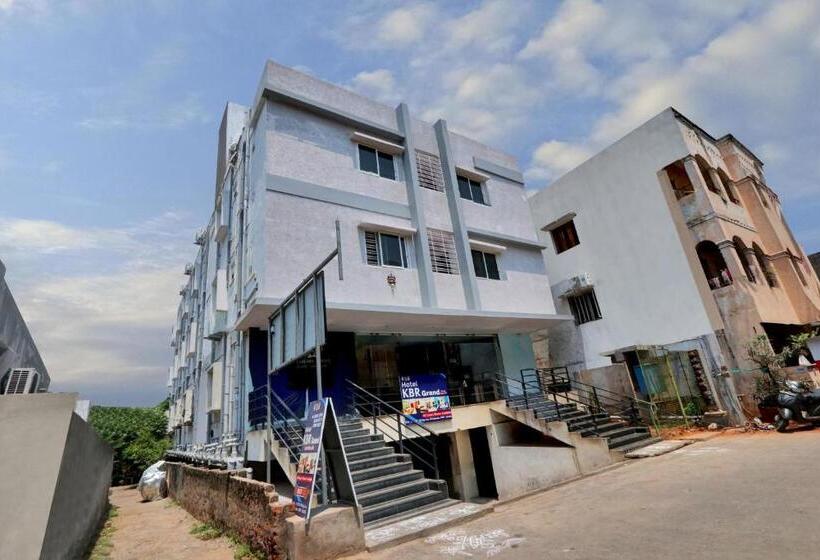 בית מלון כפרי O Kbr Grand