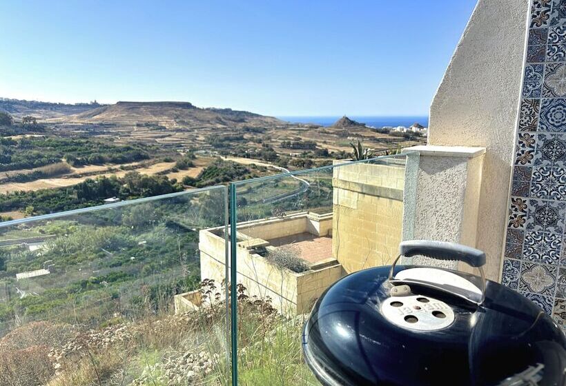 پانسیون All Nations Duplex With Pool