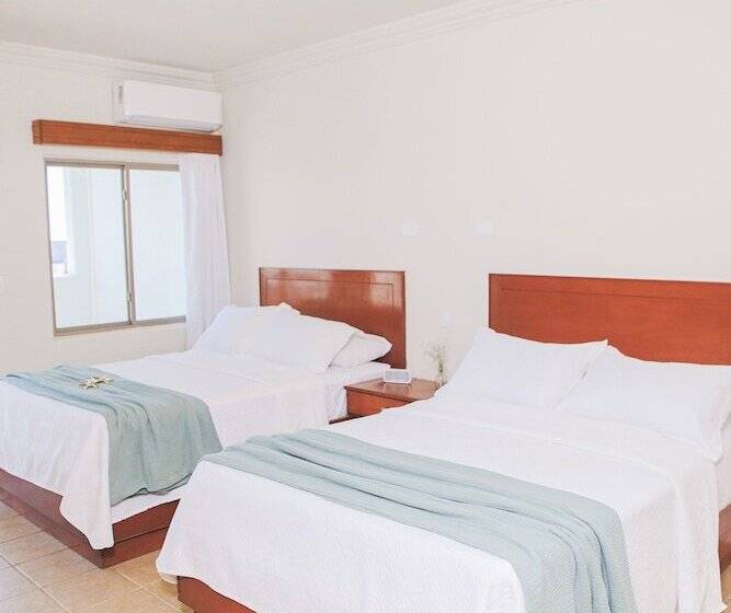 Costa Elegante Hotel & Suites