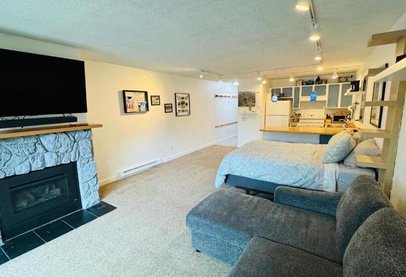 Cute Ski Condo At Base Of Mt Alyeska Prime Location