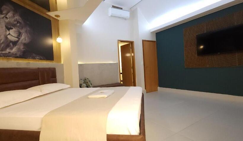 Fiesta Brasilia Motel