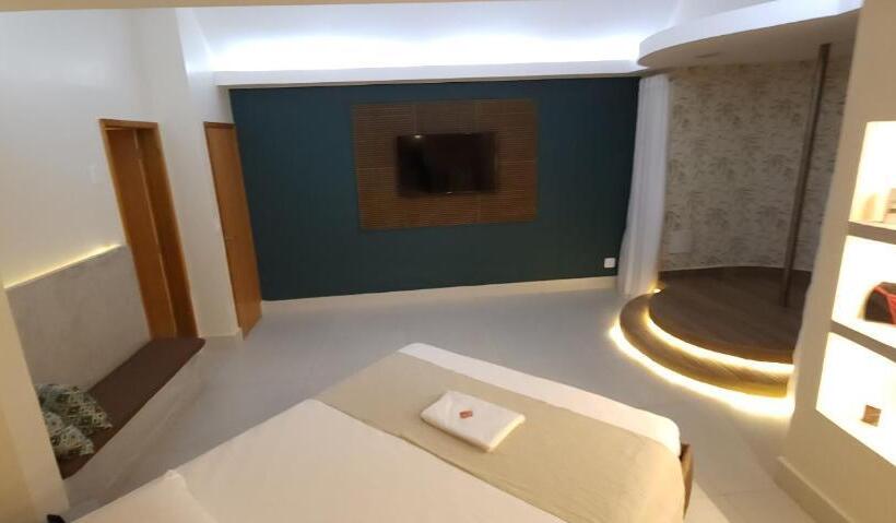 Fiesta Brasilia Motel