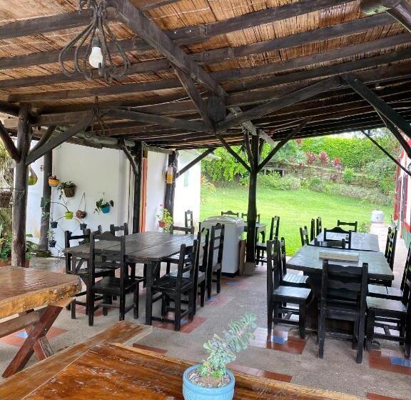 מלון כמוסות Finca Hotel Tierra Grata