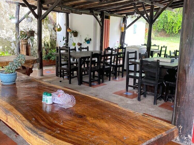 מלון כמוסות Finca Hotel Tierra Grata