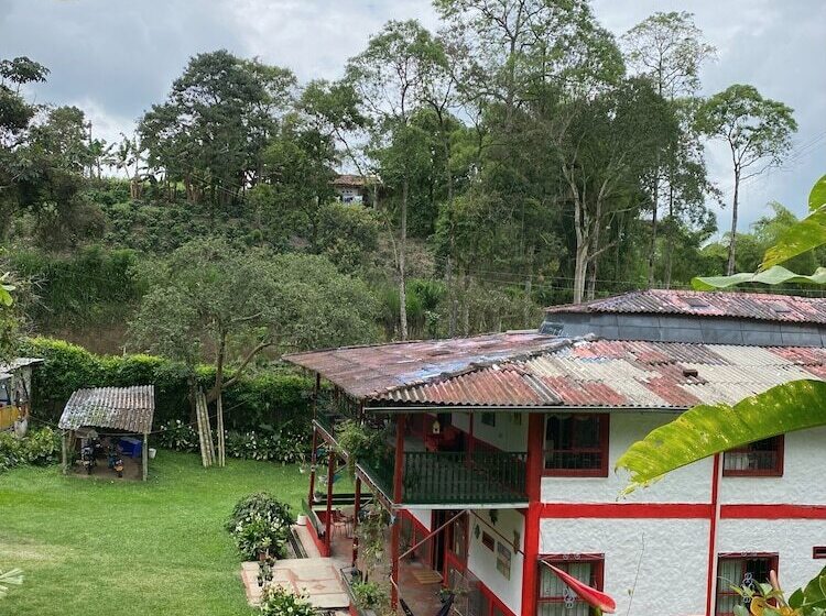 מלון כמוסות Finca Hotel Tierra Grata