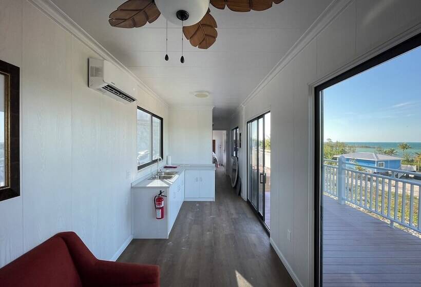 בית מלון כפרי Great Cistern Beach Village