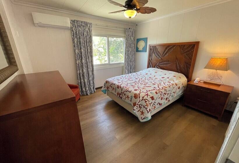 בית מלון כפרי Great Cistern Beach Village