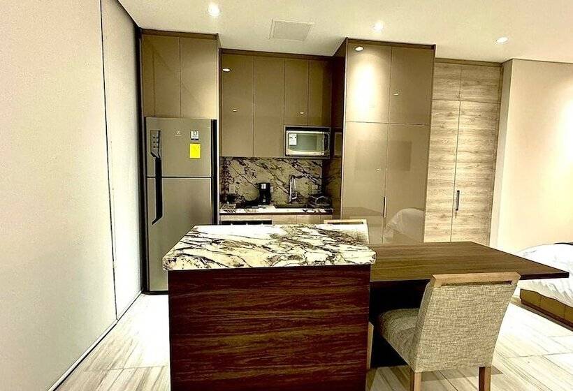 Le Parc Residences   Luxury Suites