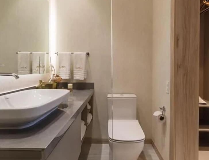 Le Parc Residences   Luxury Suites