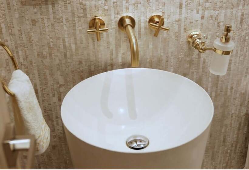 Le Parc Residences   Luxury Suites