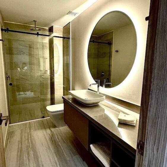 Le Parc Residences   Luxury Suites