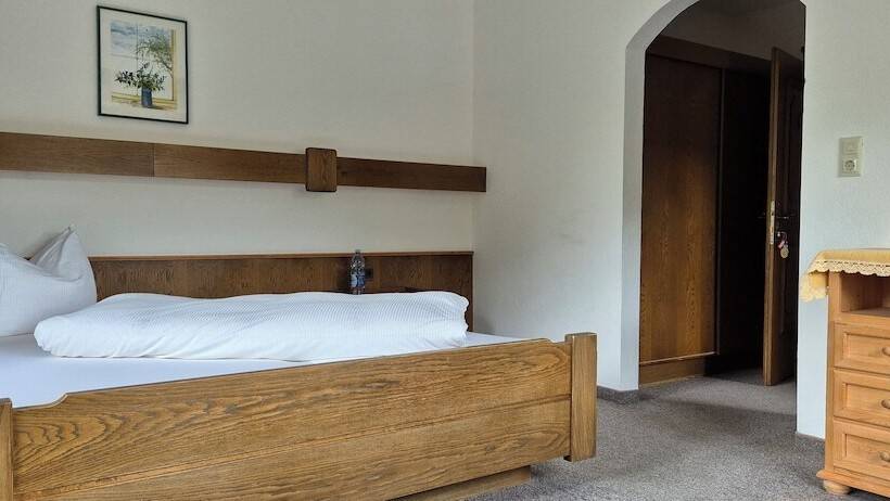 Bed and Breakfast Pension Edi