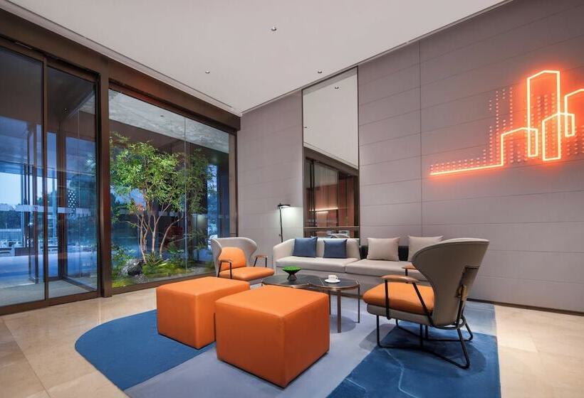 酒店 Holiday Inn Express Zhengzhou Garden Road