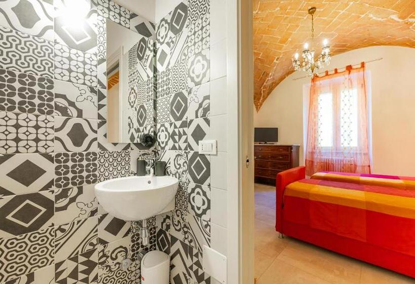 بنسيون Cozy Rooms In Colle Val D Elsa