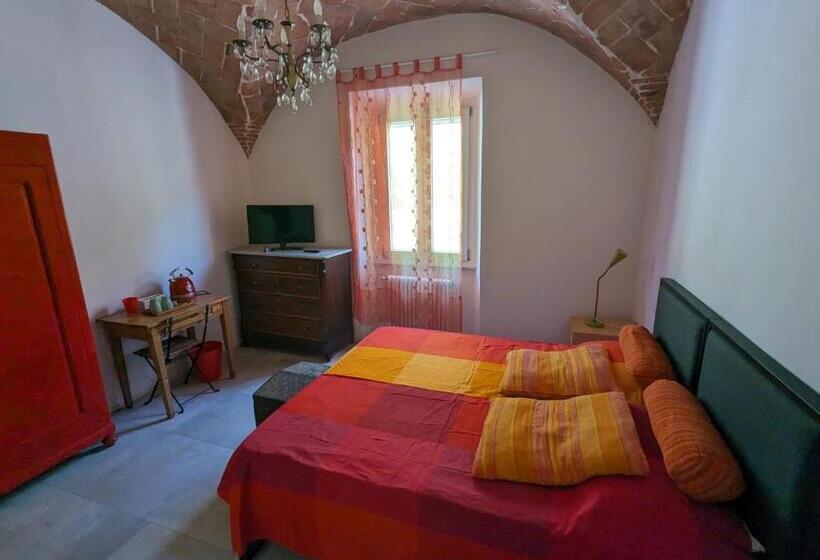بنسيون Cozy Rooms In Colle Val D Elsa