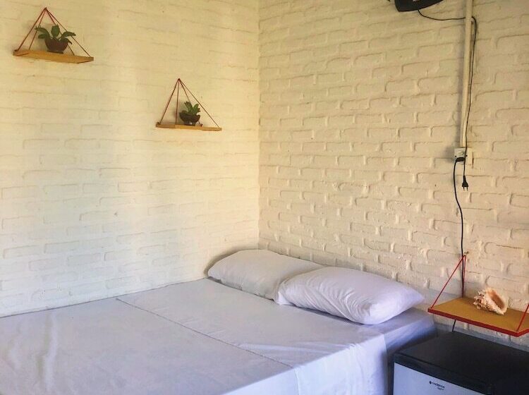 ユースホステル Quatro Ventos