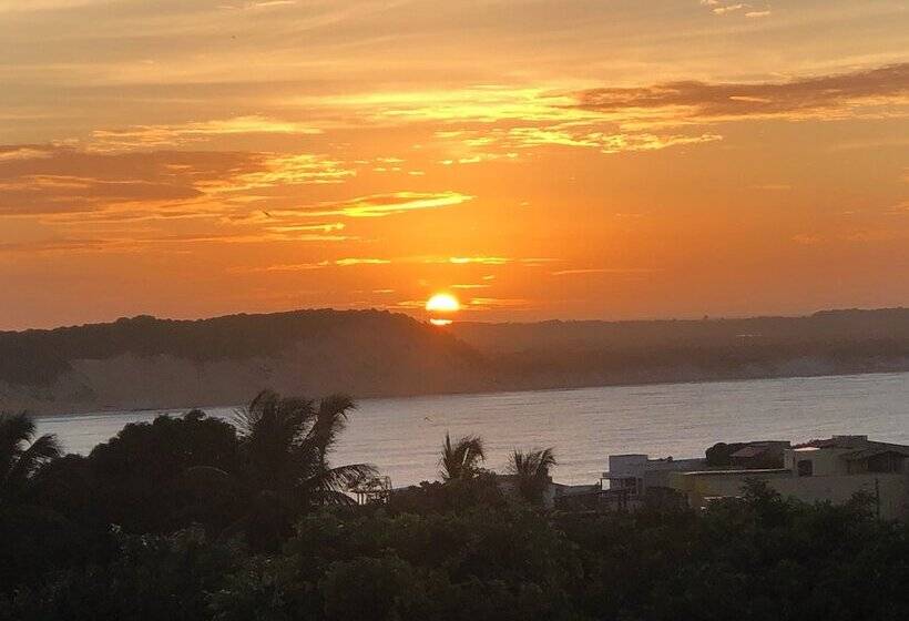 ユースホステル Quatro Ventos