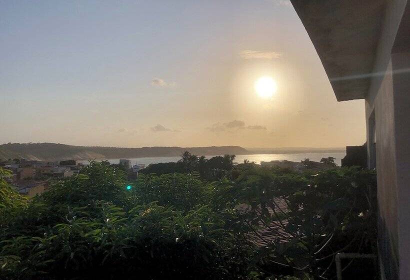 ユースホステル Quatro Ventos