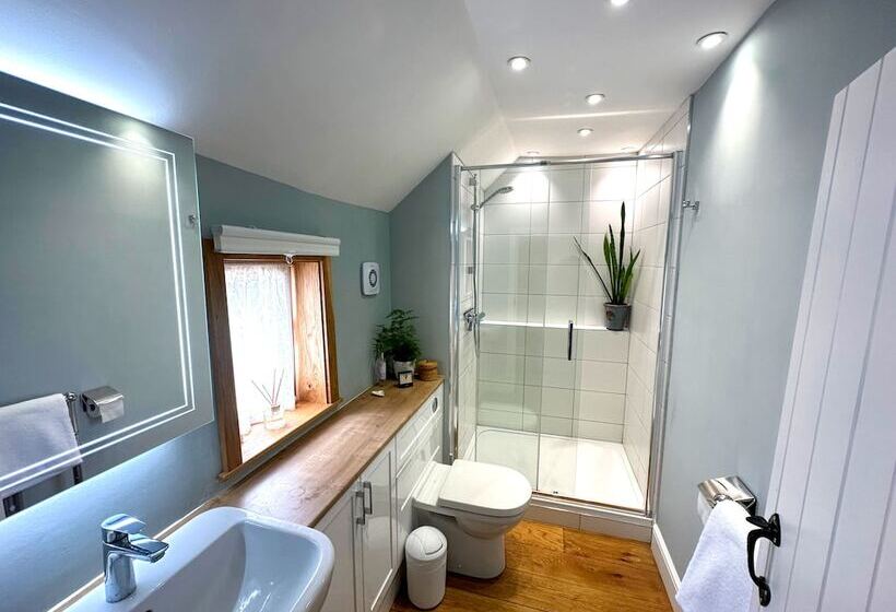 ペンション The Globe House