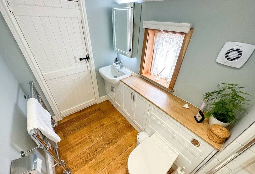 ペンション The Globe House