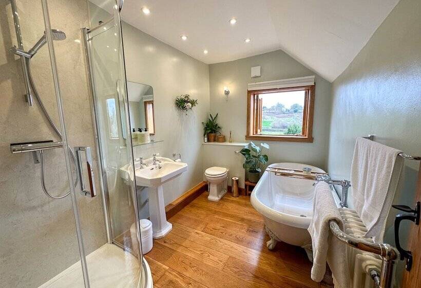 ペンション The Globe House