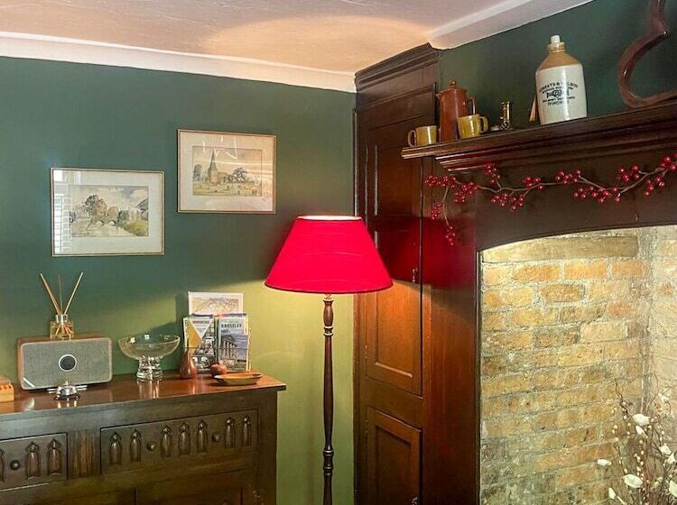 ペンション The Globe House