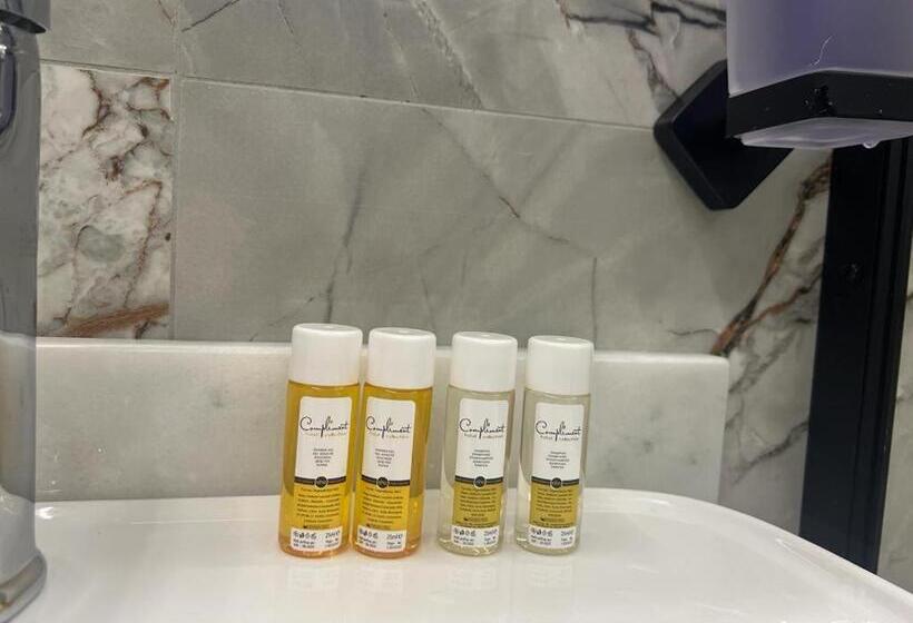 Premium Hotel, Mediterranean Food & Mezze Bar