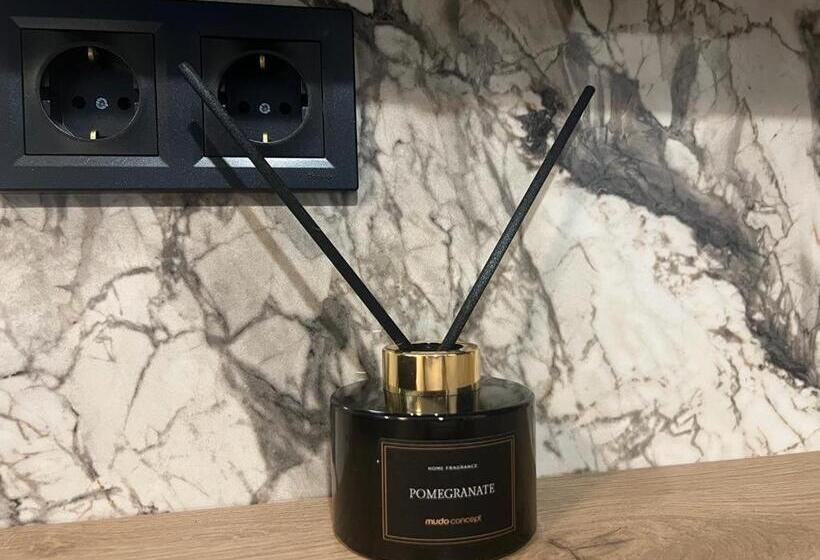 Premium Hotel, Mediterranean Food & Mezze Bar