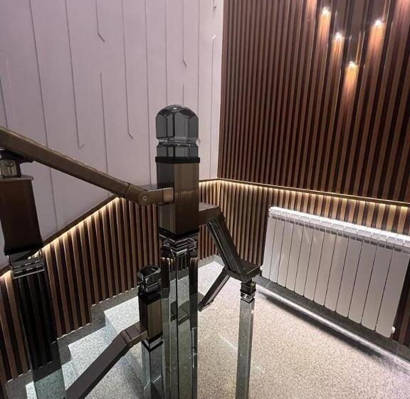 Premium Hotel, Mediterranean Food & Mezze Bar