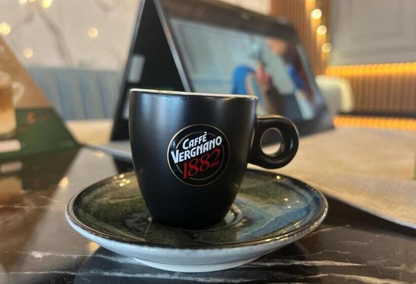 Premium Hotel, Mediterranean Food & Mezze Bar