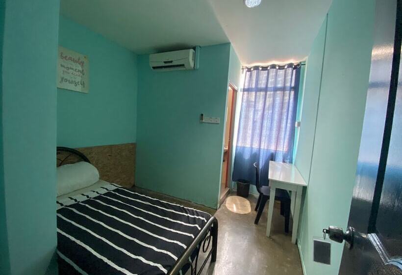 Schronisko Checkinn Express Kuching