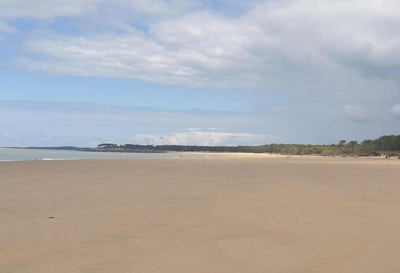 ベッドアンドブレックファースト Chambre D Hôte La Maison Des Fées