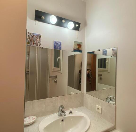 ベッドアンドブレックファースト Chambre D Hôte La Maison Des Fées