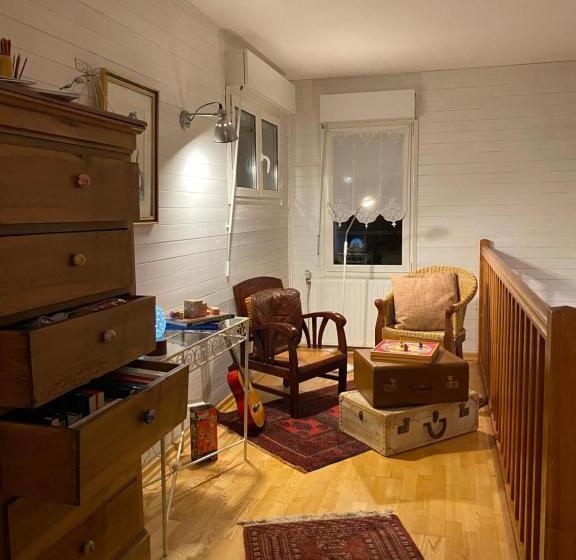 住宿加早餐  Chambre D Hôte La Maison Des Fées