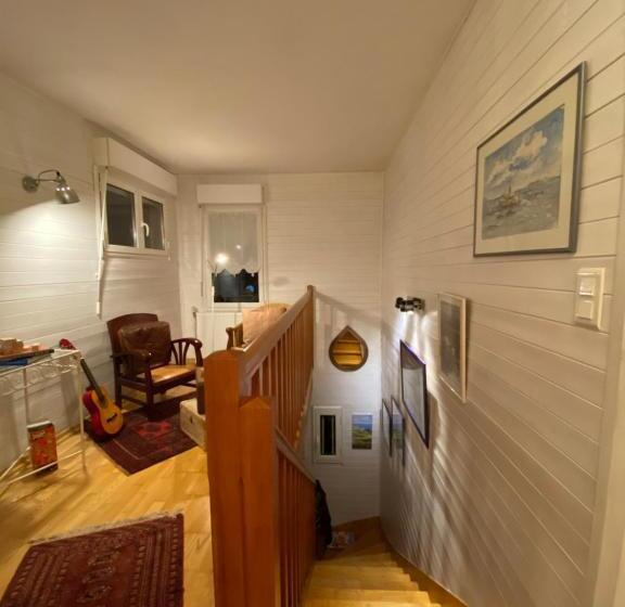 ベッドアンドブレックファースト Chambre D Hôte La Maison Des Fées