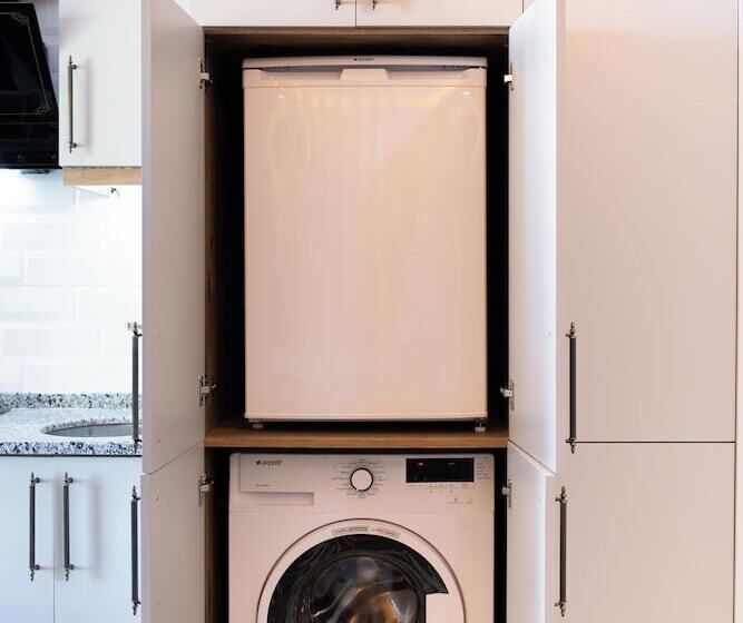 Brandhill Airport Suites