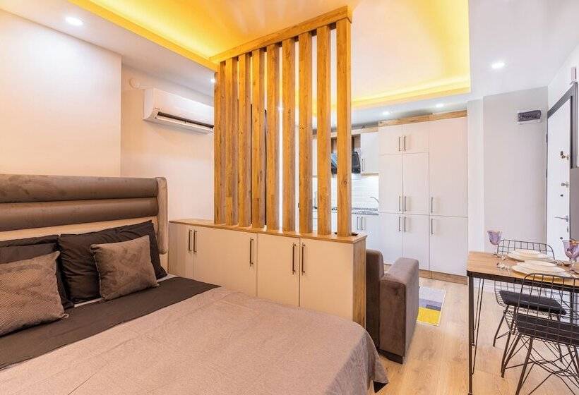 Brandhill Airport Suites