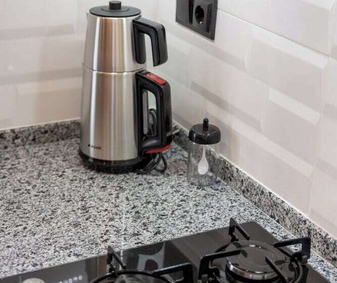 Brandhill Airport Suites