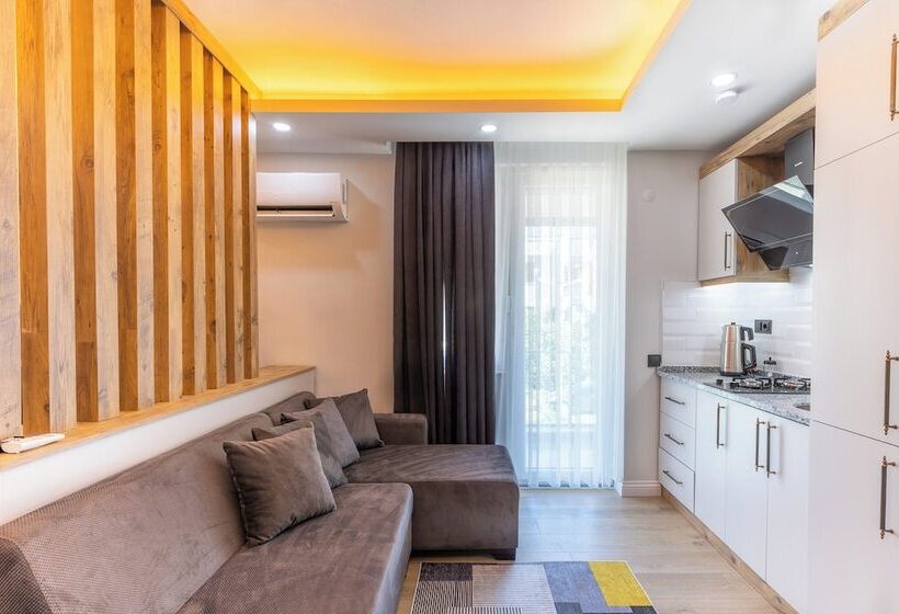 Brandhill Airport Suites